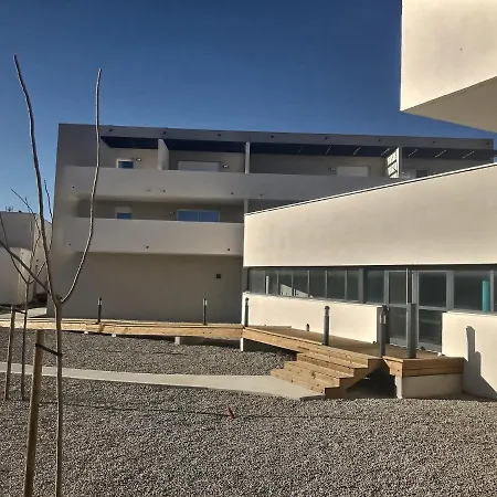 Pour 4 Personnes + Bébé
